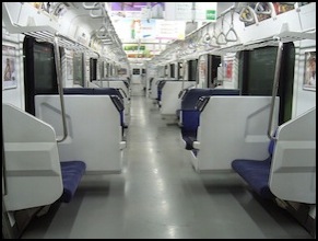 JR-E231-inside-2