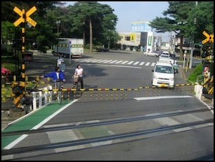 flickr-crossing-seibu-kodaira