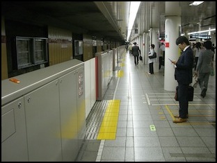 subway-gates-gray